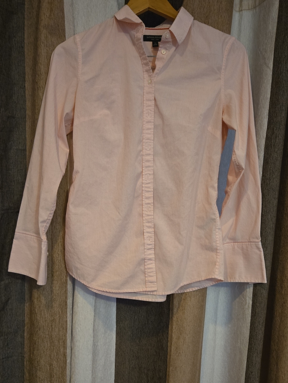 Banana Republic Light Pink Girls Button-Down Shirt